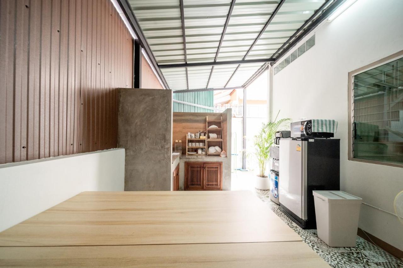 Socialer Coliving & Coworking Space Chiang Mai Luaran gambar