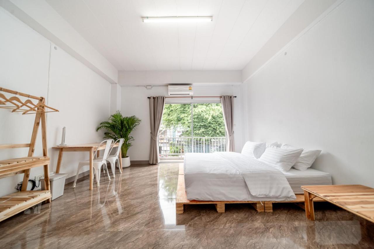 Socialer Coliving & Coworking Space Chiang Mai Luaran gambar