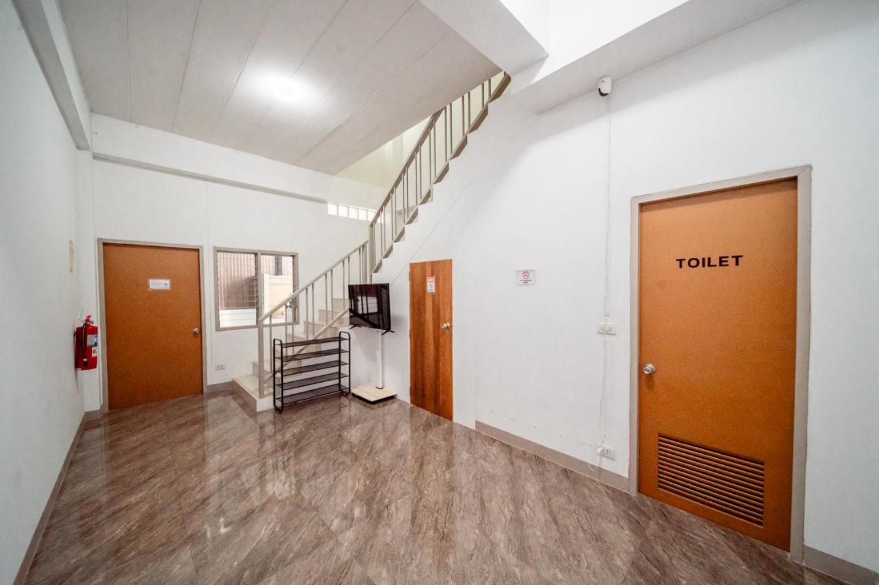 Socialer Coliving & Coworking Space Chiang Mai Luaran gambar