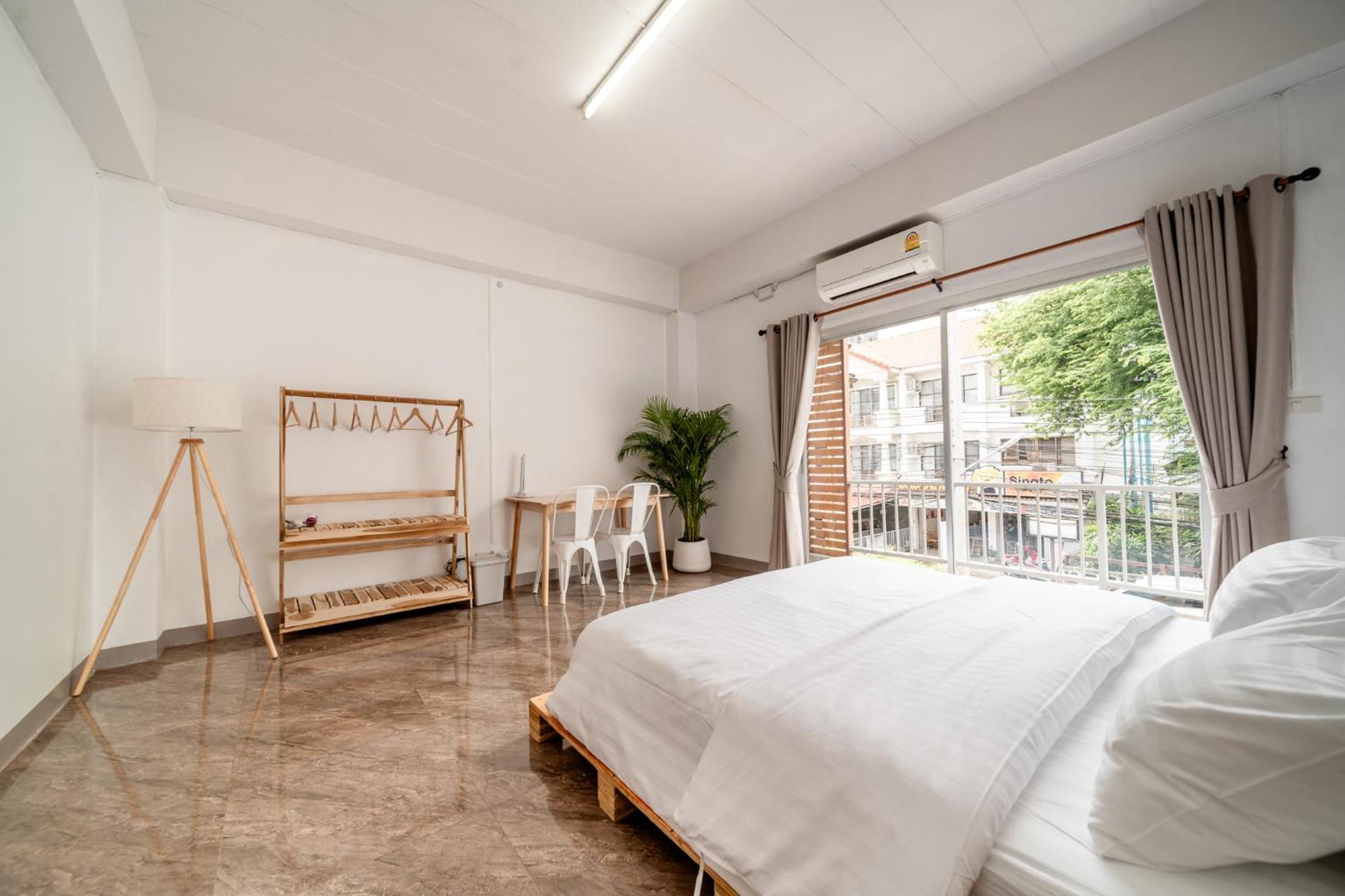 Socialer Coliving & Coworking Space Chiang Mai Luaran gambar